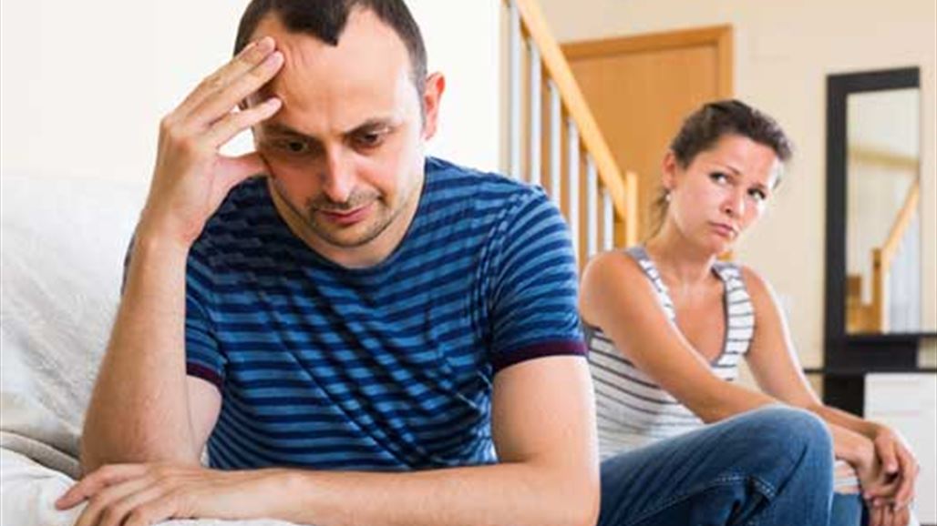 إشارات تفضح تراجع حب زوجك لكِ
