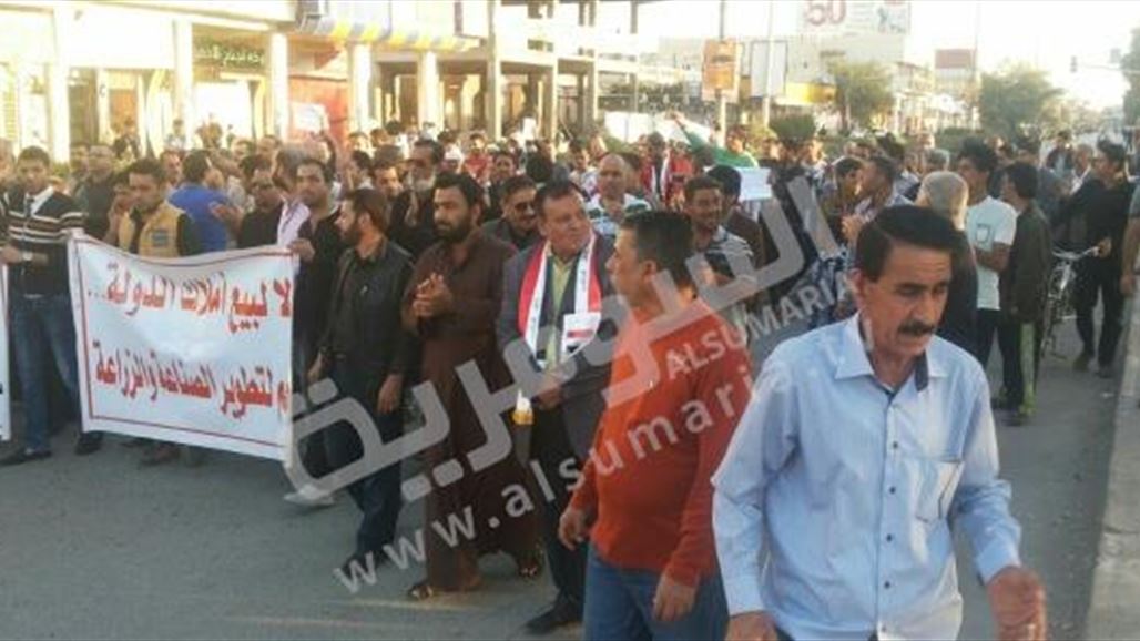 تظاهرات في أربع محافظات للمطالبة بإصلاحات أوسع