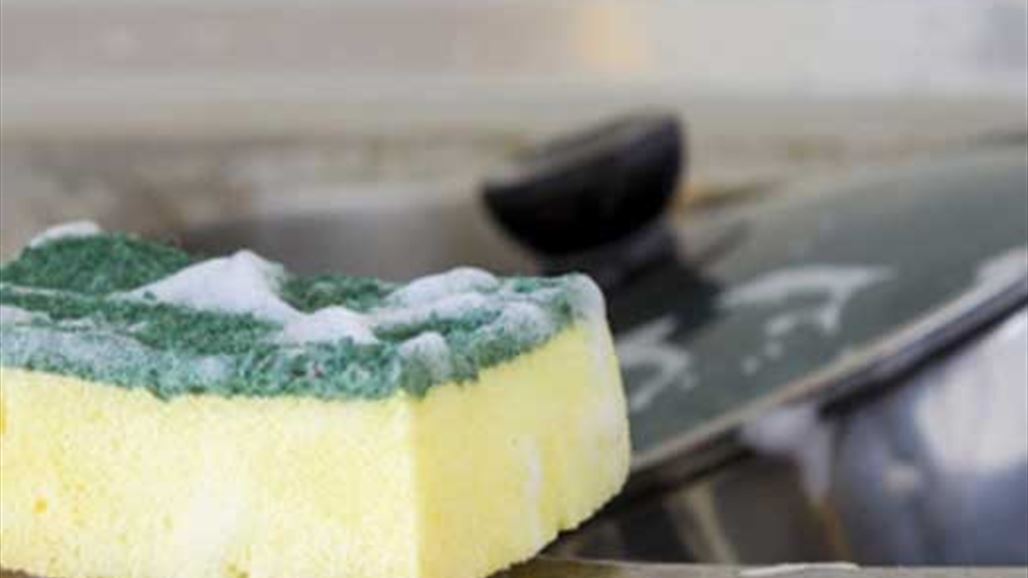 كرسي المرحاض أنظف من إسفنجة الأطباق !