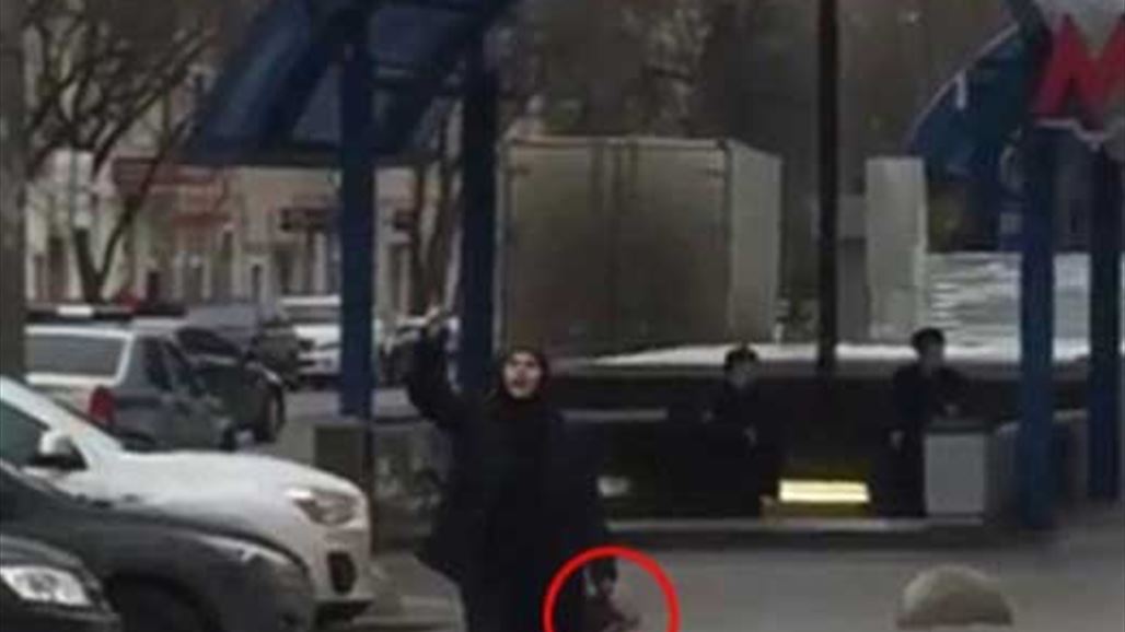 بالصور: قطعت رأس طفلة وجالت فيه بالشوارع