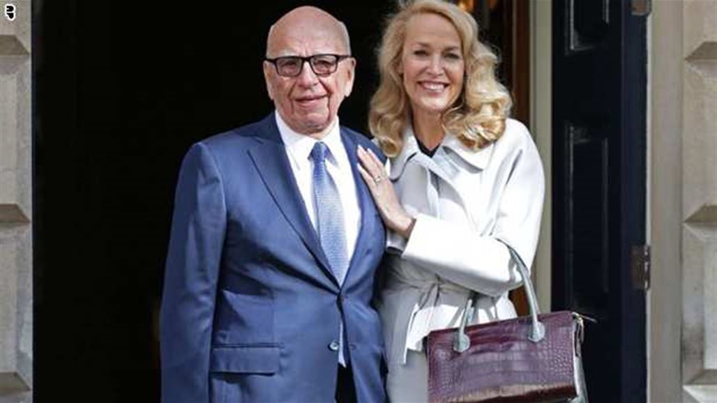 مردوخ يتزوج عارضة أزياء أمريكية ويعلق: أنا أسعد إنسان في العالم