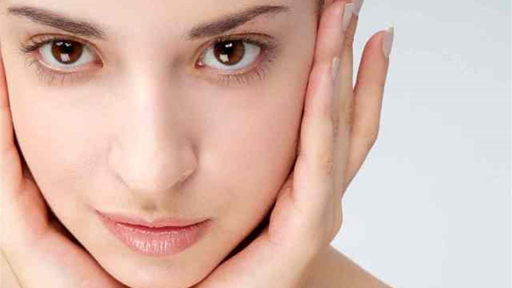 الجمال يوهم الآخرين بتحصيل علمي أعلى