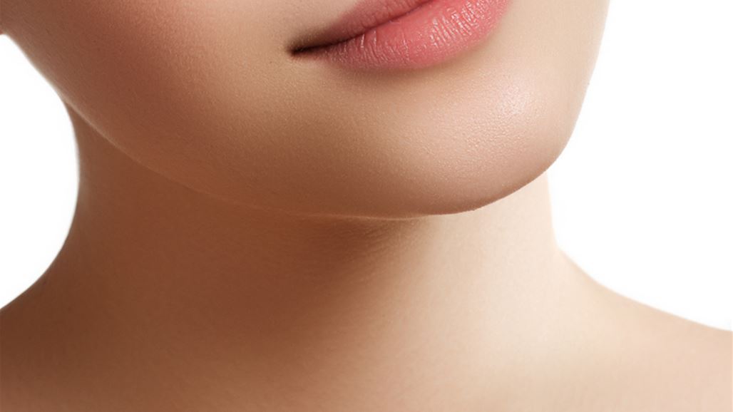 كيف تفتحين لون شفاهك طبيعياً؟