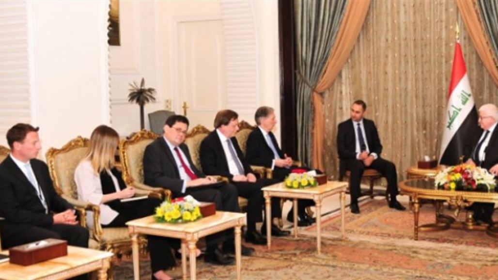 معصوم لوزير الخارجية البريطاني: العراق بحاجة ماسة لدعم المجتمع الدولي لإعماره