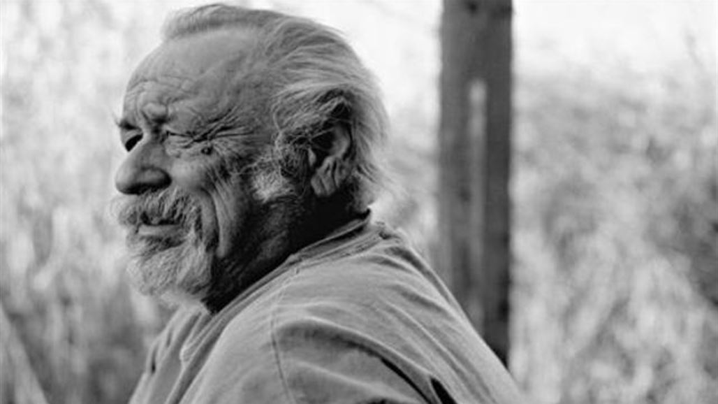 وفاة الكاتب الأمريكي جيم غاريسون عن 78 عاماً