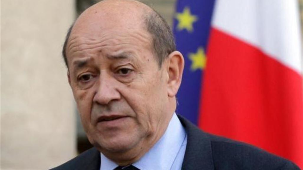 وزير الدفاع الفرنسي يصل الى كركوك ويعقد اجتماعاً مع محافظها