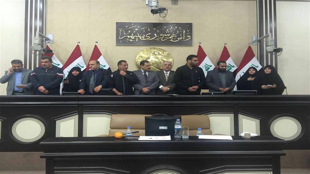 اربعة نواب معتصمين يسحبون تواقيعهم من قائمة اقالة الرئاسات الثلاث