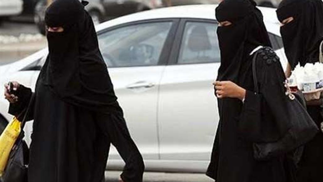 المطالبة بقيادة المرأة للدراجة يثير الرأي العام في السعودية