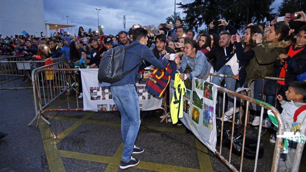 برشلونة يؤجل الاحتفال بلقب الدوري لدواع أمنية