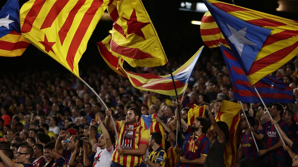 القضاء يسمح لبرشلونة برفع أعلام كتلونيا في نهائي الملك