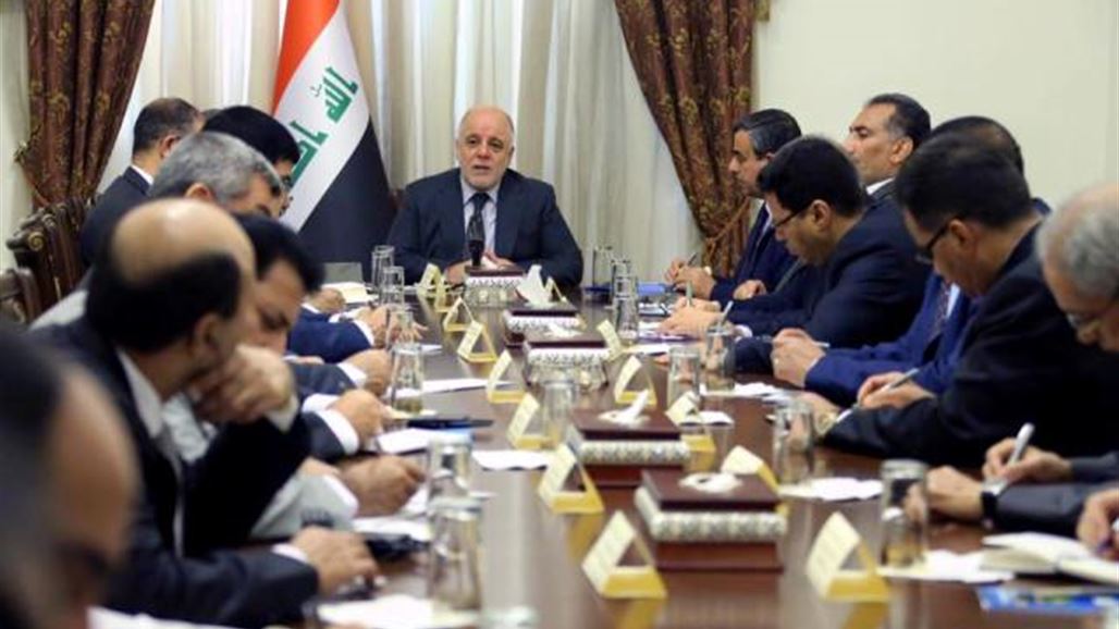 العبادي لسفراء الدول الاسلامية: الحشد الشعبي براء ممن يتحدث بلغة طائفية