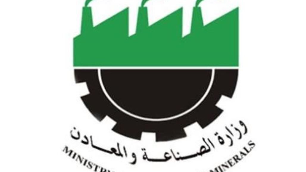 الصناعة تعلن عن تصنيع راجمات سداسية بمدى 2700 م