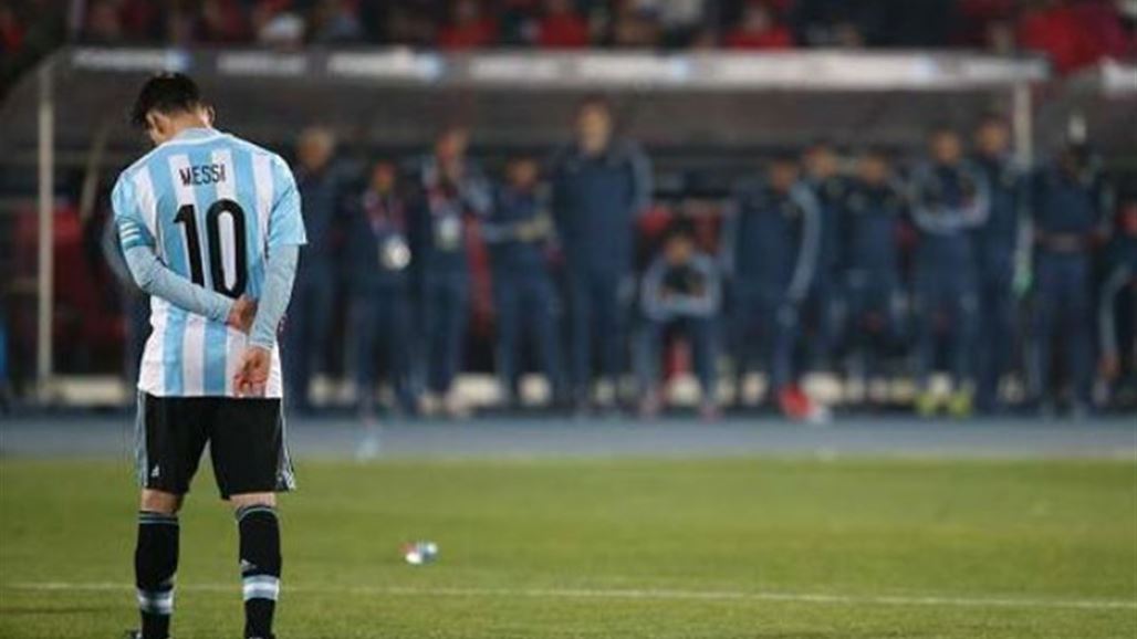 أرجنتينيون يتظاهرون في الشوارع لمطالبة ميسى بالعدول عن قراره بالاعتزال دوليا