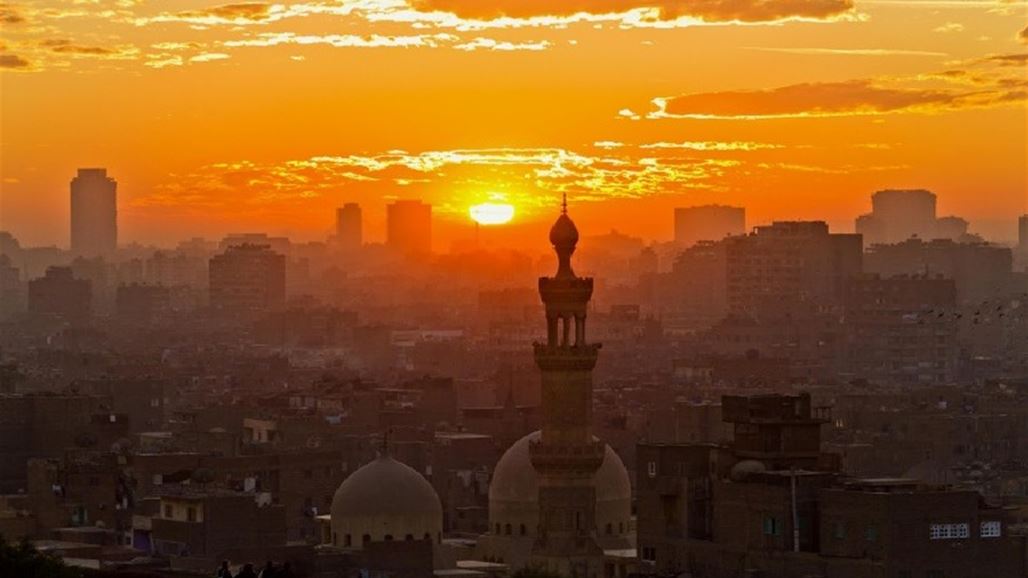 التوقيت الصيفي يثير أزمة بين الحكومة المصرية والبرلمان