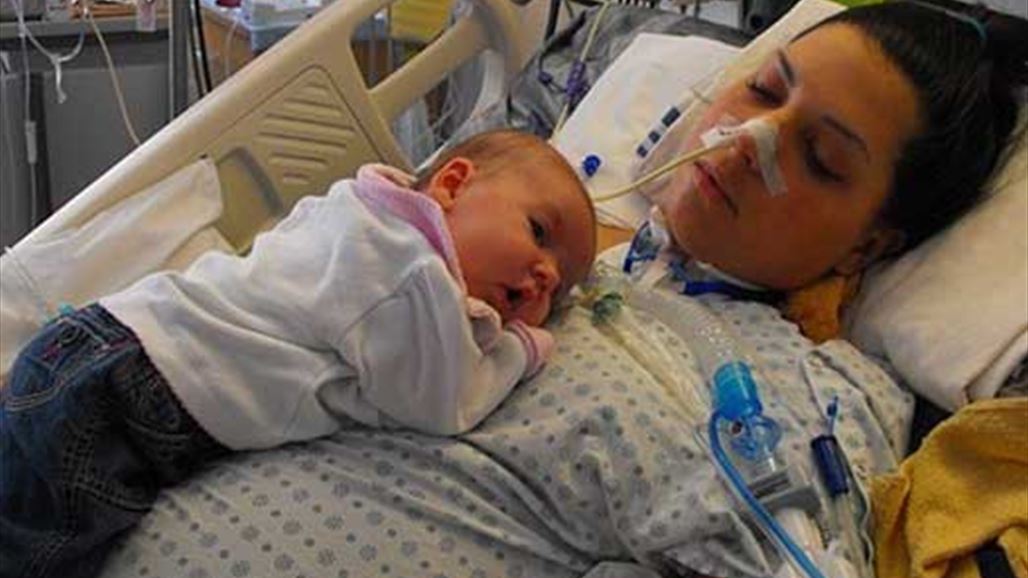 طفلة تشفي والدتها من مرضٍ نادر