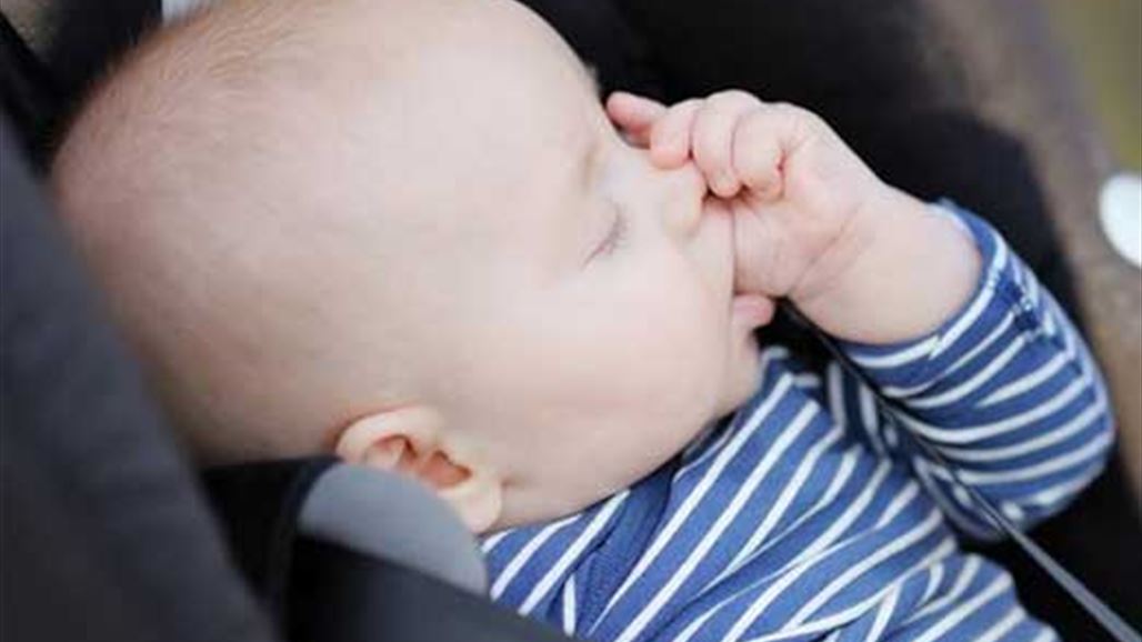 مصّ الأصابع عند الأطفال... صحي أو مضرّ؟