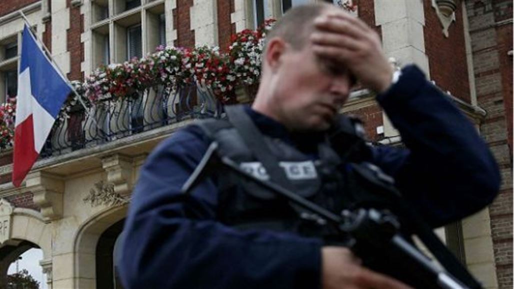 الحكومة الفرنسية تواجه انتقادات أمنية بعد هجوم الكنيسة