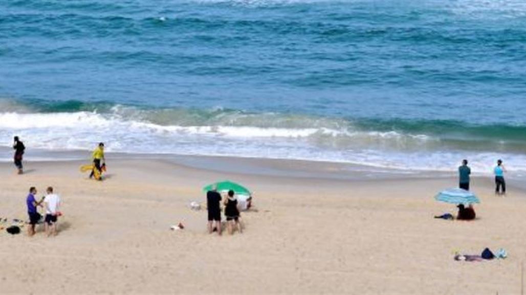 بلدية كان الفرنسية تمنع الحقائب والأكياس في شواطئها