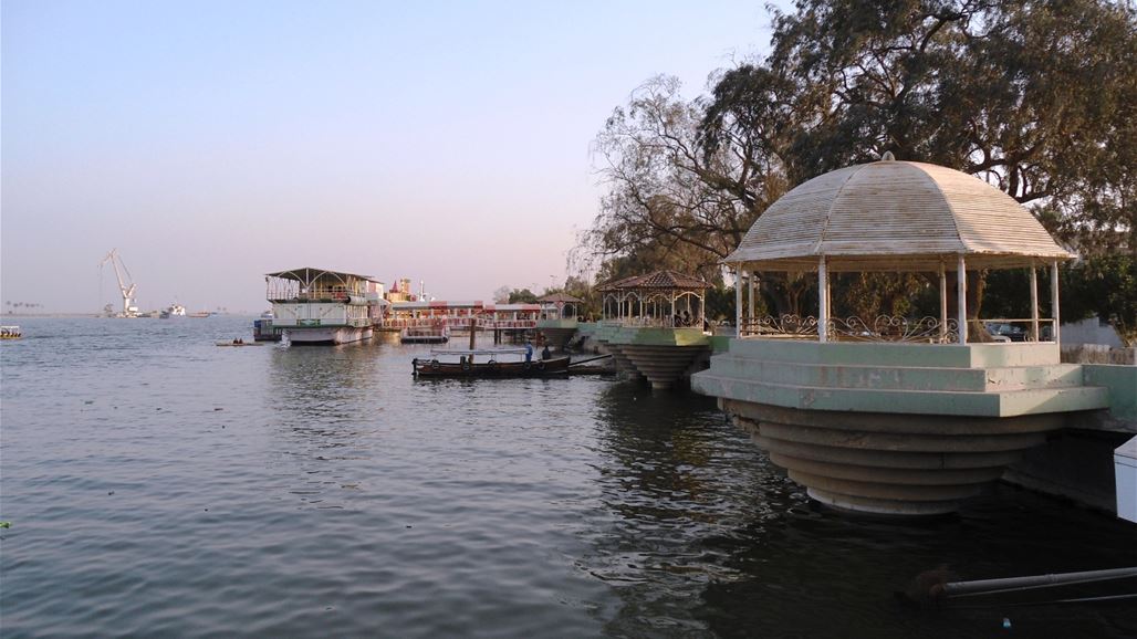 عبوة ناسفة تؤدي الى تدمير وغرق كازينو عائم في مياه شط العرب بالبصرة