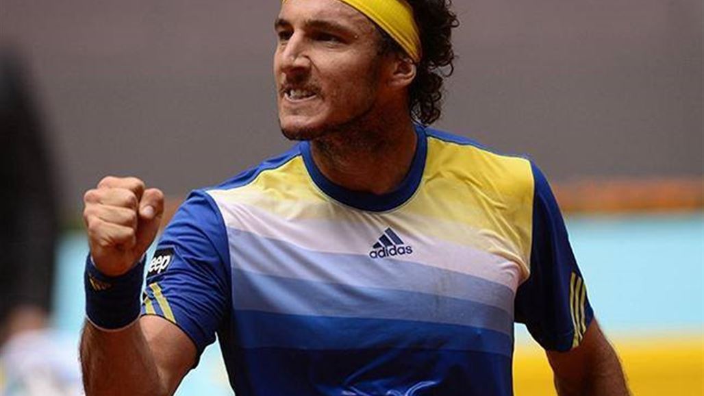 لاعب تنس أرجنتيني يعلق في المصعد بسبب عطل كهربائي