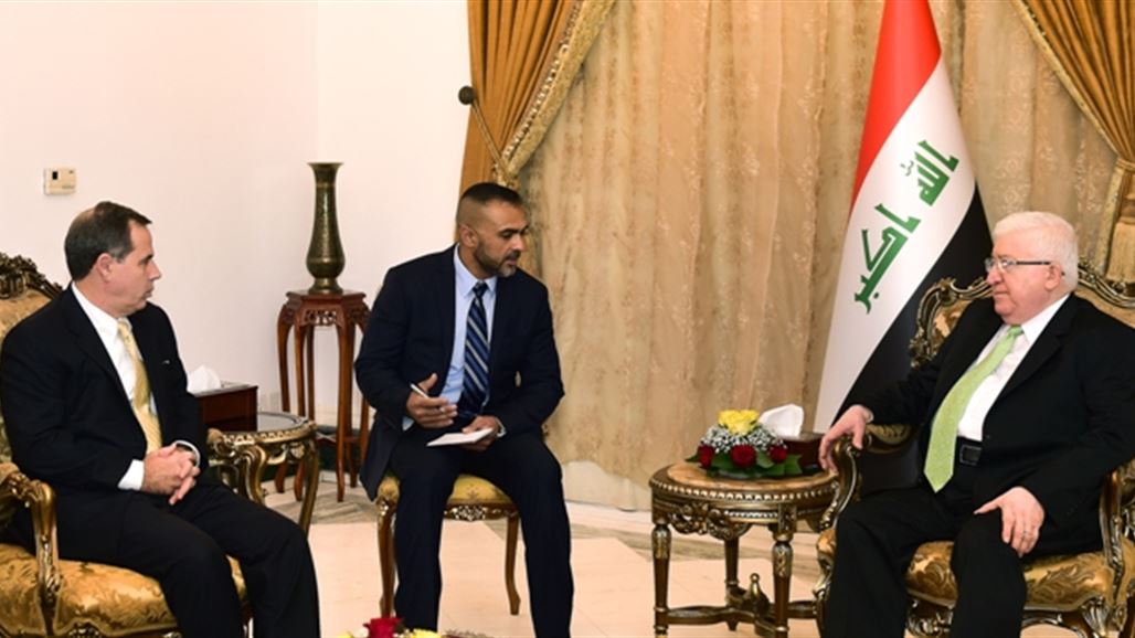 السفير الأميركي يؤكد لمعصوم استعداد بلاده لمواصلة دعمها للعراق بحربه ضد "الارهاب"