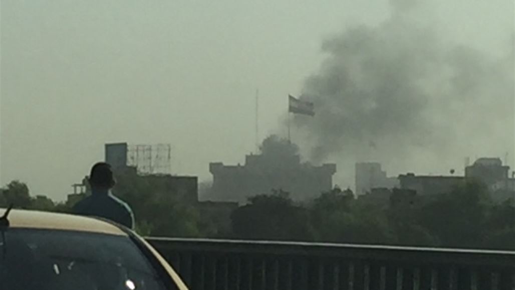 وزارة الصناعة تعلن السيطرة على الحريق الذي نشب مجاور مبناها