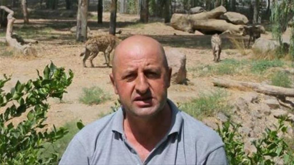 مروّض حيوانات تركي يتحدث مع الضباع بلغتها