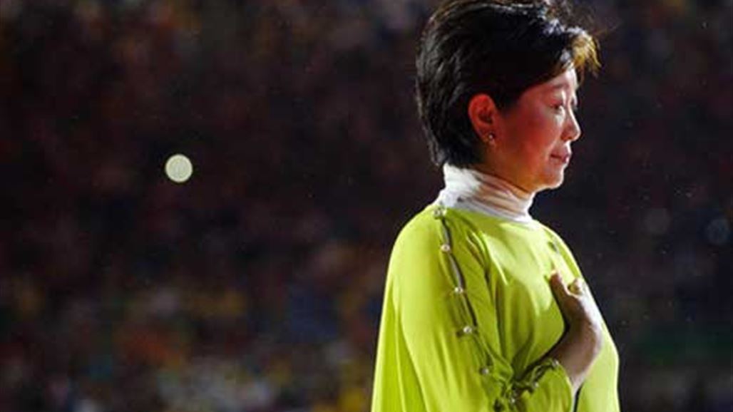 "الفراشة الحديدية" التي تقود للمرة الأولى العاصمة اليابانية