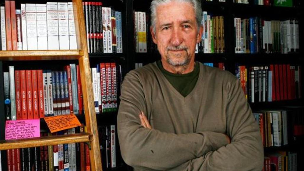 وفاة الناشط والسياسي المخضرم توم هايدن عن 76 عاماً