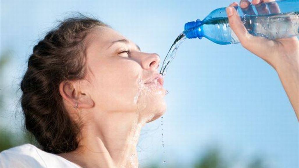 هذا ما يحصل إذا شربت الماء فقط لمدة شهر كامل!