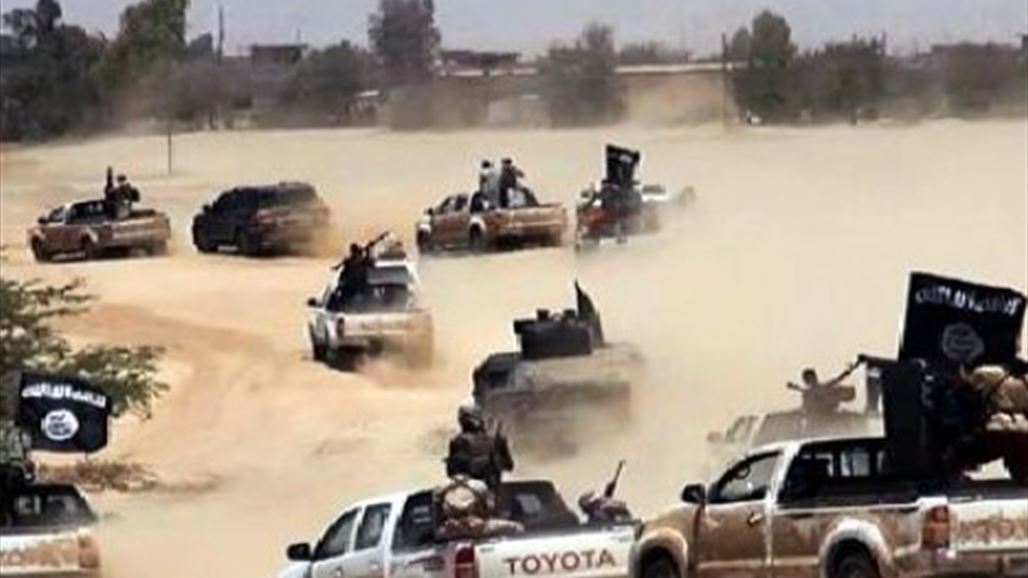 هروب جماعي لعناصر "داعش" مع عوائلهم من مدينة عنه