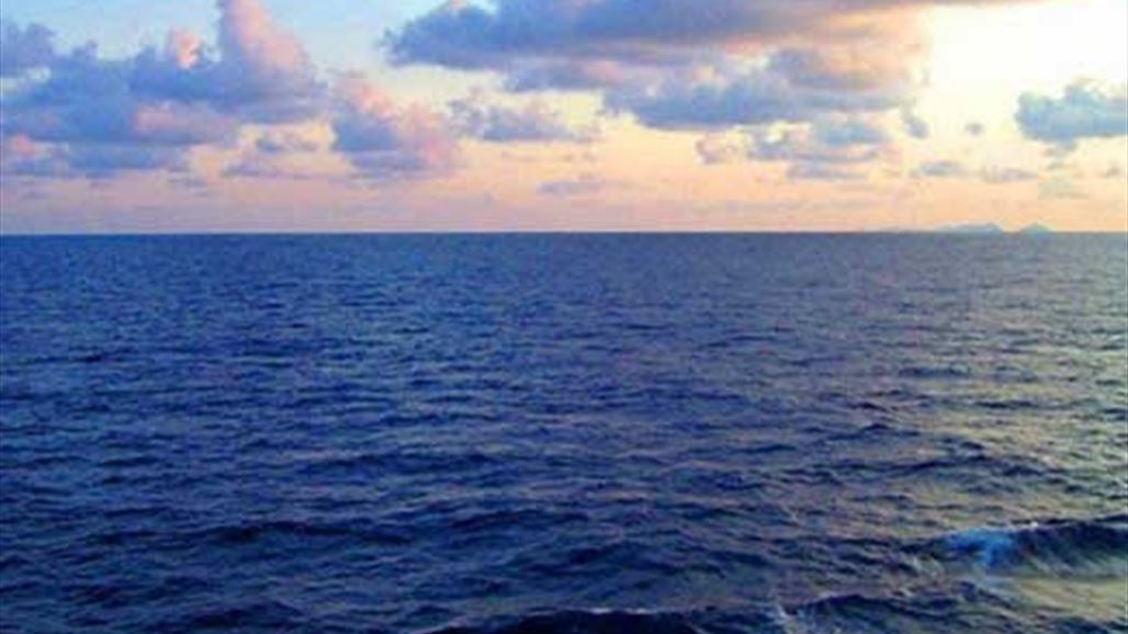 اكتشاف جسم غريب في المحيط الهادئ