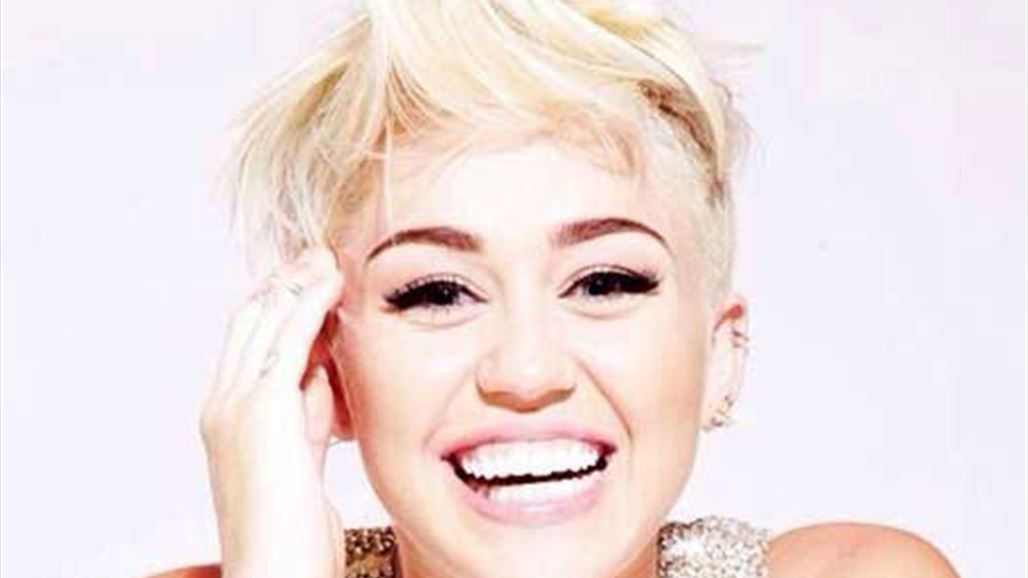 عدد من المشاهير يعلنون مغادرتهم الولايات المتحدة بعد فوز ترامب