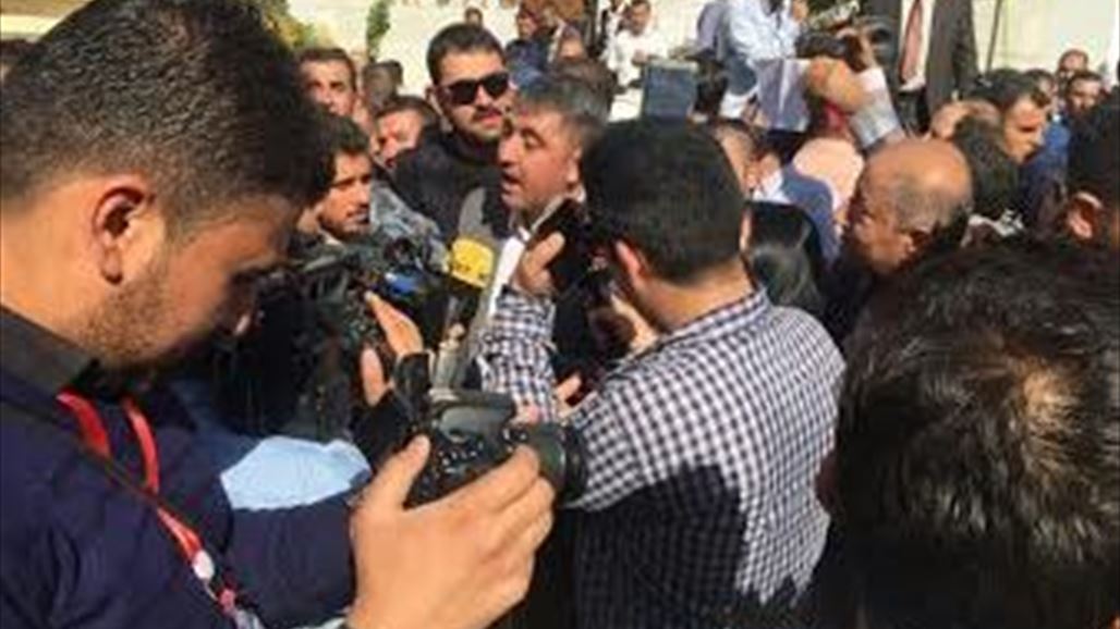 الشيخ محمد يدعو خلال لقائه متظاهري السليمانية لارسال رواتب موظفي الاقليم لمحافظاتهم