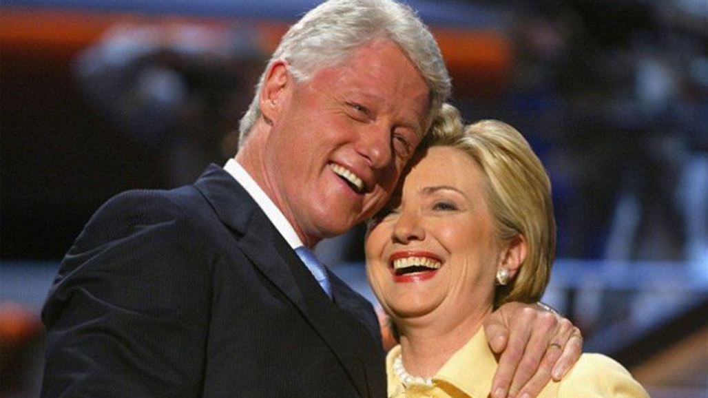 وسائل إعلام تورد أنباء عن طلب هيلاري كلينتون الطلاق من زوجها