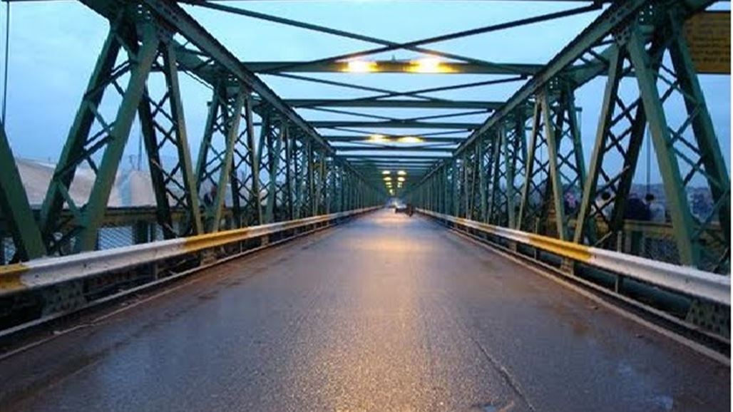 طائرات التحالف الدولي تدمر الجسر الحديدي العتيق في الموصل