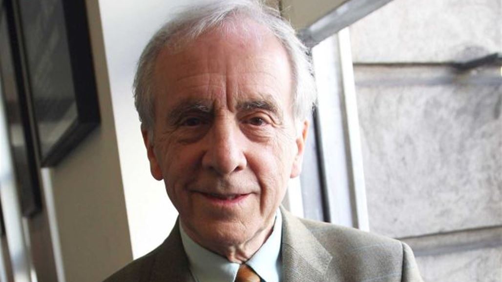 وفاة الممثل البريطاني أندرو ساكس عن عمر 86 عاما