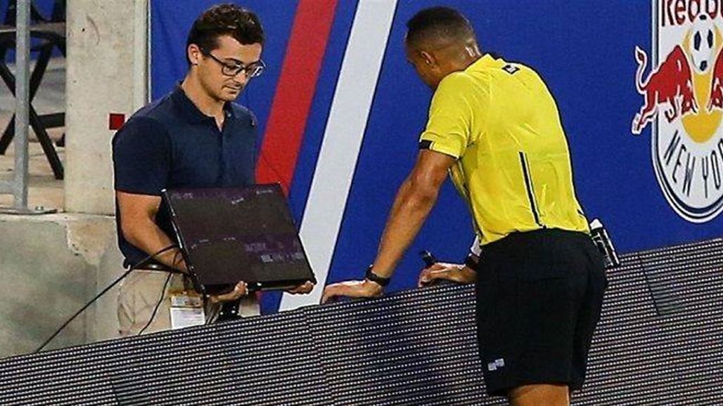 فيفا يختبر تقنية الفيديو لمساعدة الحكام في كأس العالم للأندية