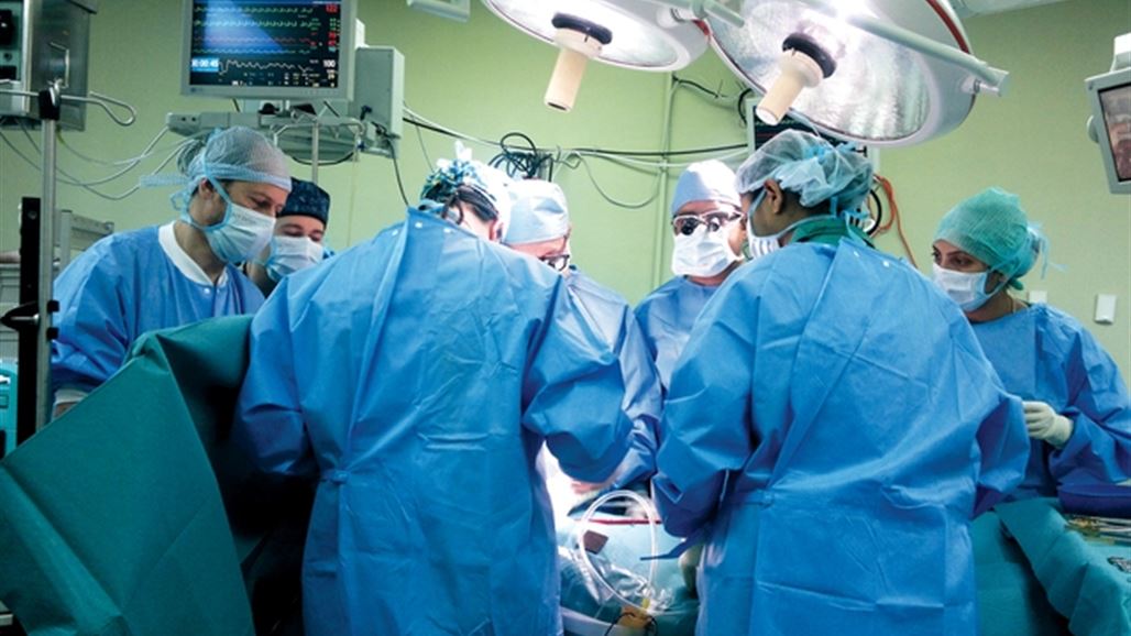أطباء عراقيون ينجحون برفع ورم ضخم من مريضة في بعقوبة