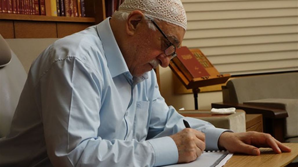 كولن يصف اتهامه بالضلوع في اغتيال السفير الروسي بـ"المضحك"