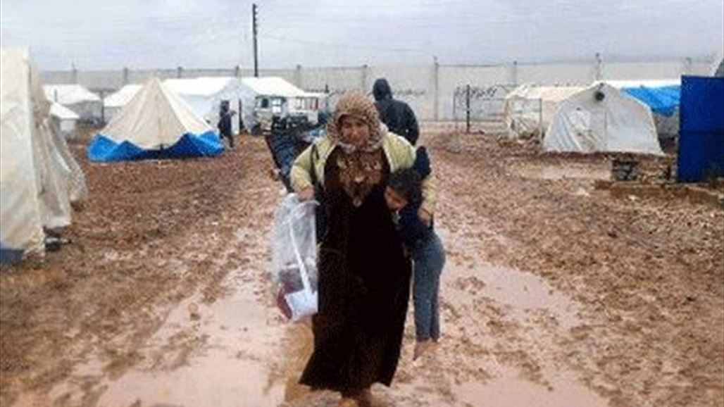 بالصور.. من داخل خيام النازحين