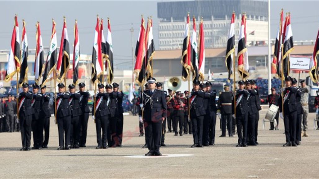 بالصور .. سيوف وحراب وأقدام تواقة لسحق "الإرهاب"
