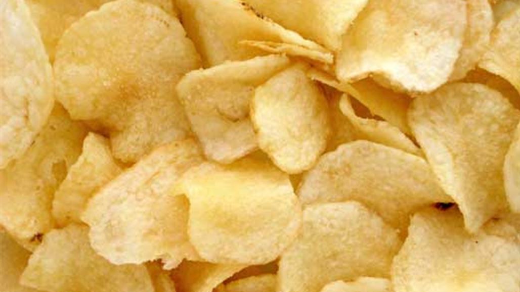 طعنت صديقها بالسكين لأنه أكل بطاطا "الشيبس"