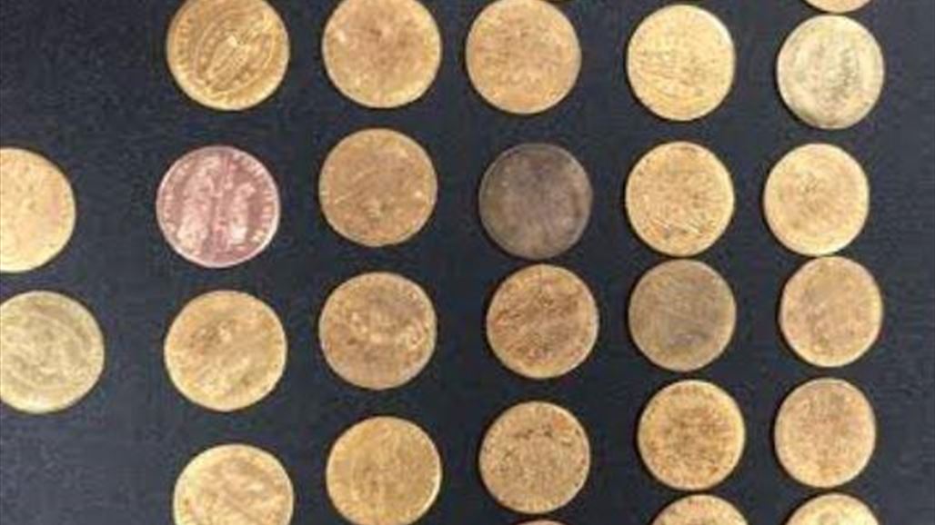 القبض على شخصين يتاجران بمسكوكات أثرية في بغداد
