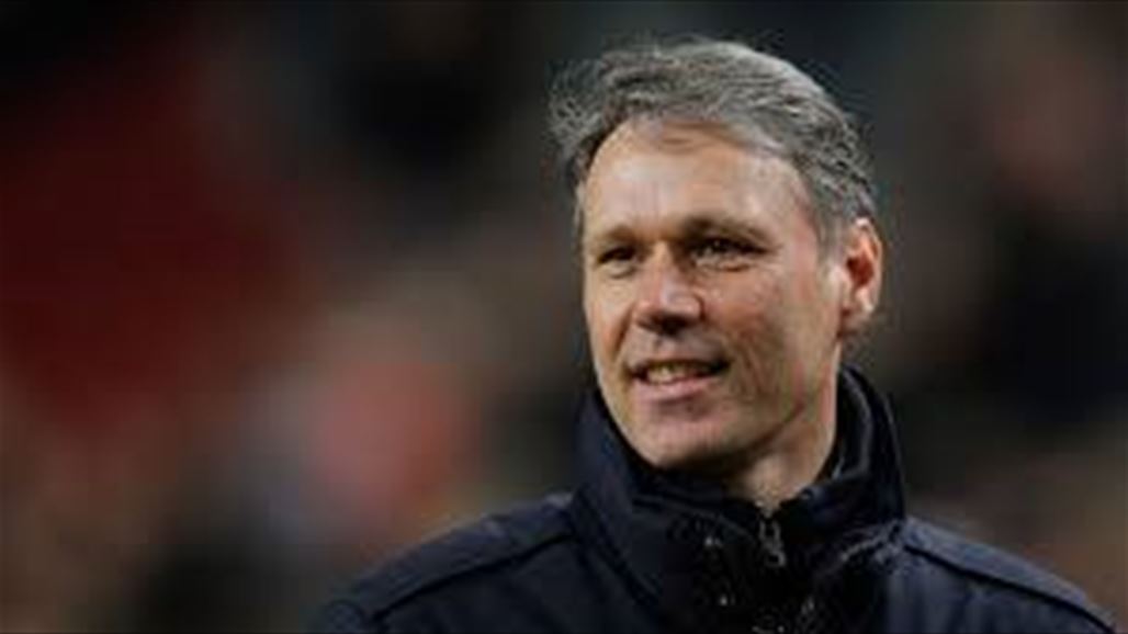 تعرَف..على أغرب المقترحات في كرة القدم قدمها الهولندي فان باستن