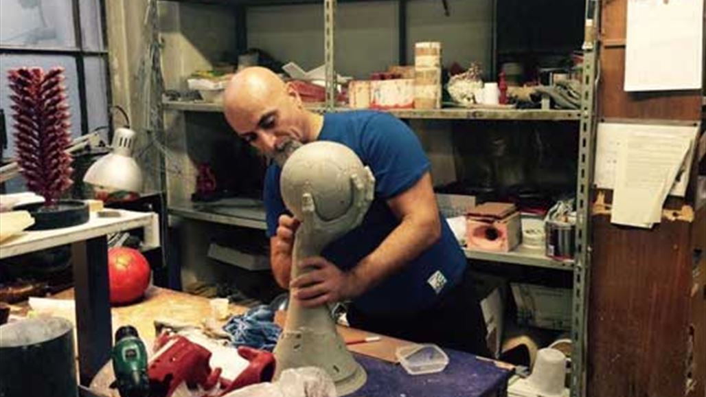 العراقي أحمد البحراني يجسد إبداعه في صناعة كأس العالم لكرة اليد 2017