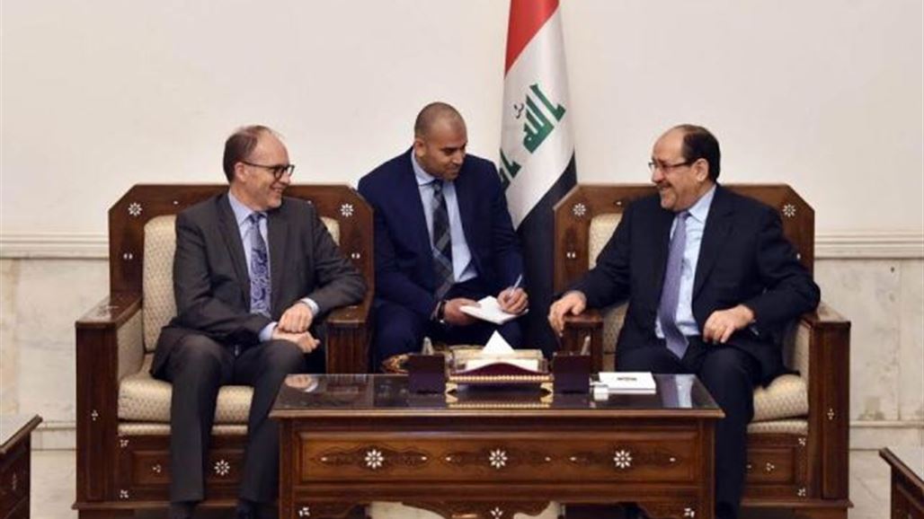 السفير الأميركي يؤكد للمالكي تسهيل دخول عراقيين "احتجزوا" بمطارات أميركية بعد قرار ترامب