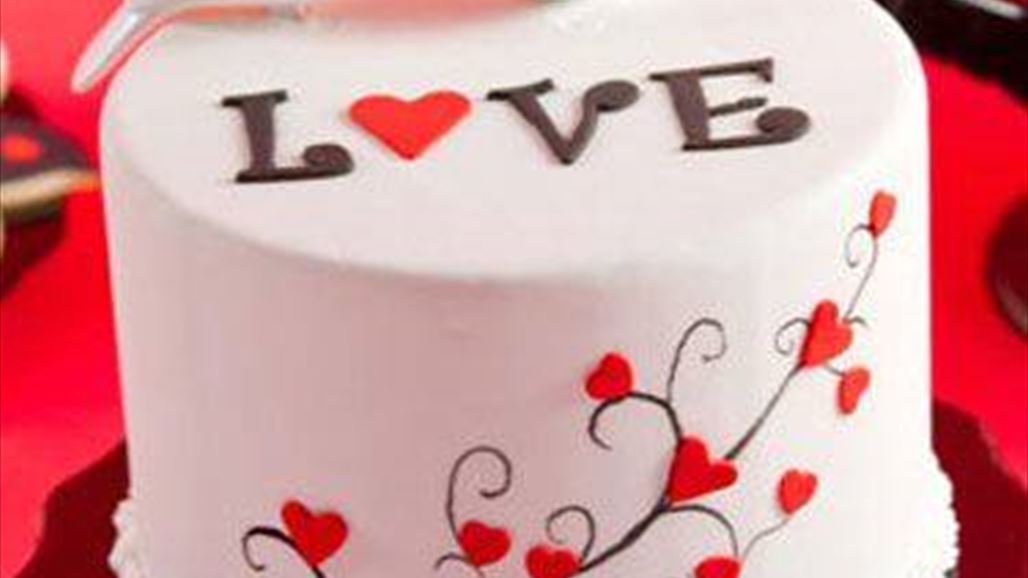 بالصور: أفكار مميزة ورومانسيّة لكعكات "عيد الحب