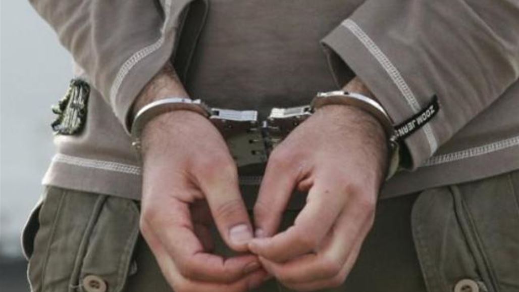 اعتقال مطلوب وفقاً للمادة "4 إرهاب" بحوزته مسدس كاتم شمالي بغداد