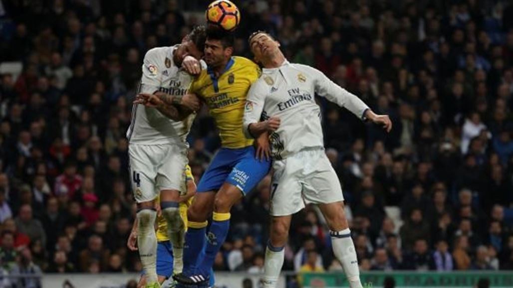 ريال مدريد يتعادل بشق الأنفس مع لاس بالماس ويتخلى عن الصدارة